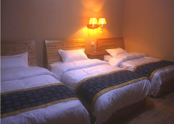 . 張家界米蘭客棧三人床